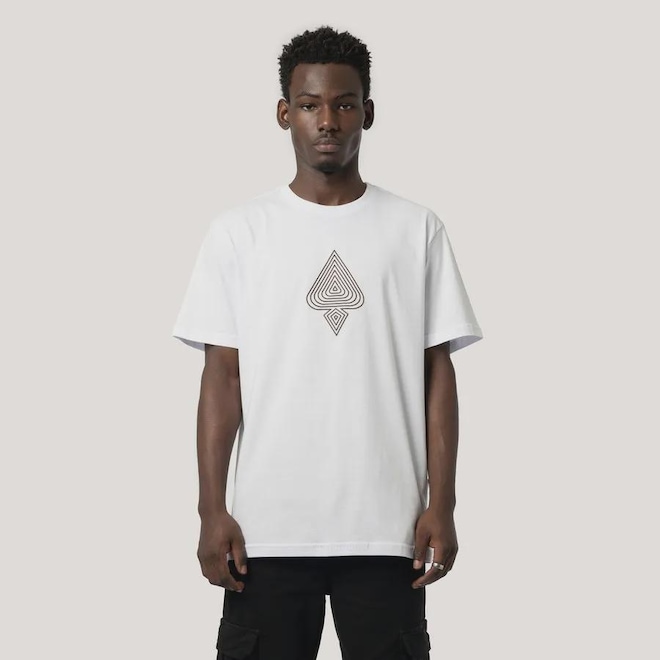 Camiseta Regular MCD Espada Relevo Masculina - Foto 1