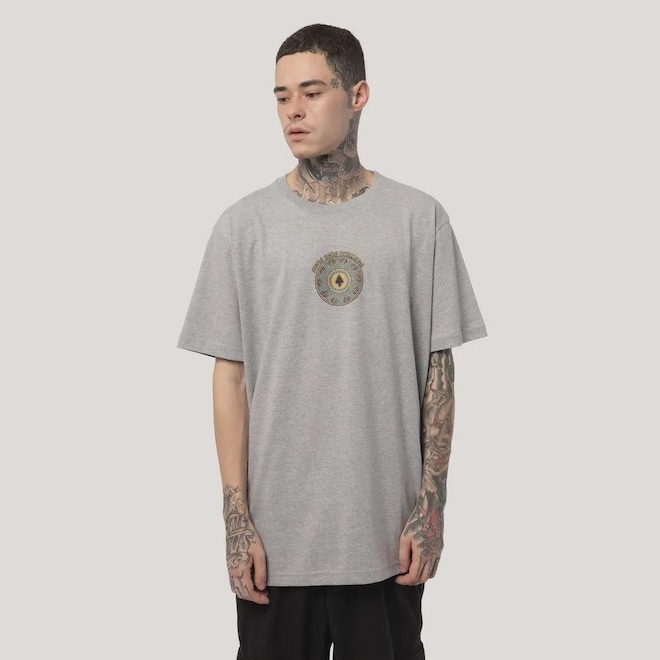 Camiseta Regular MCD Santa Vitral Masculina - Foto 1