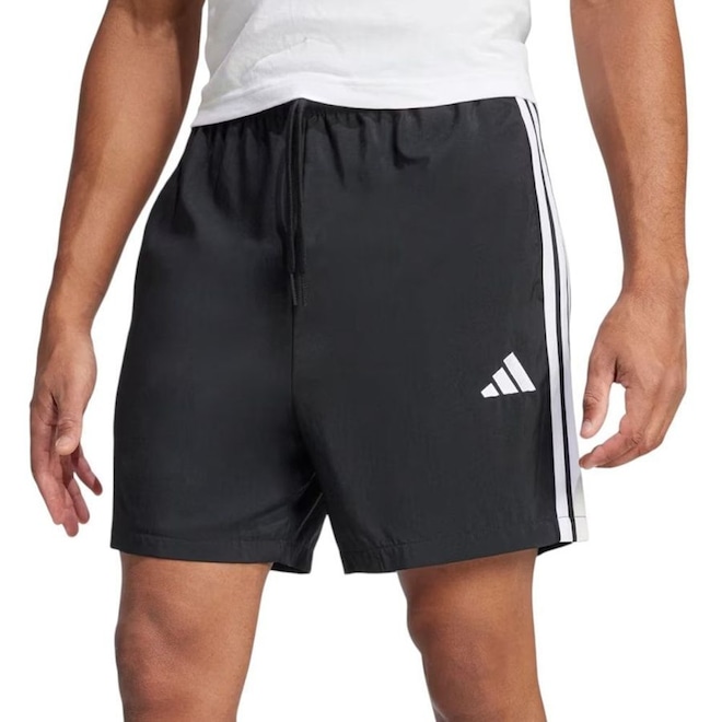 Shorts adidas Essential Três Listras Chelsea Masculino - Foto 1