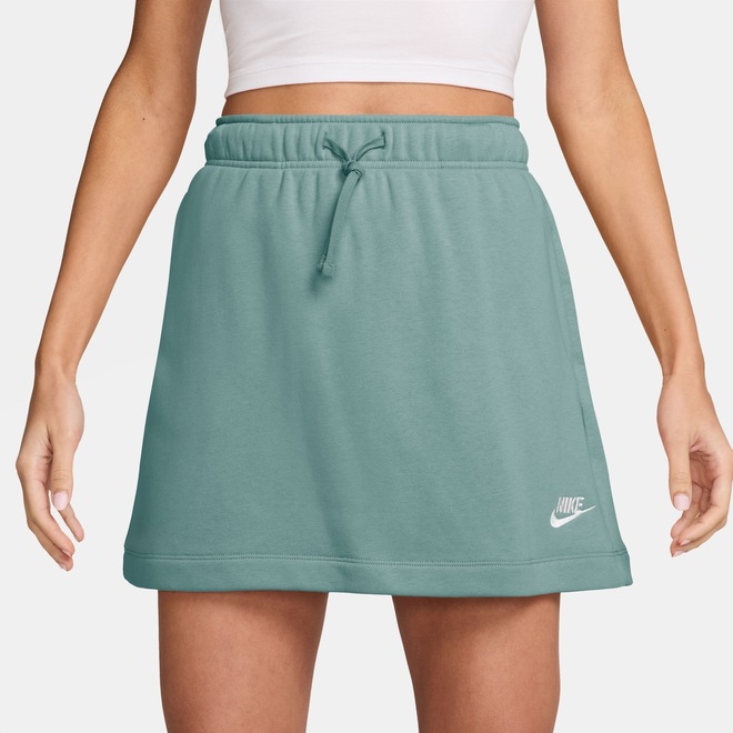 Saia Nike Sportswear Club Feminina - Foto 1