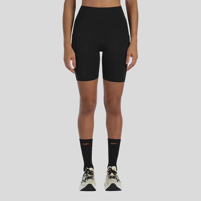 Bermuda Olympikus Corre 6 F Com Bolso Feminina - Foto 1