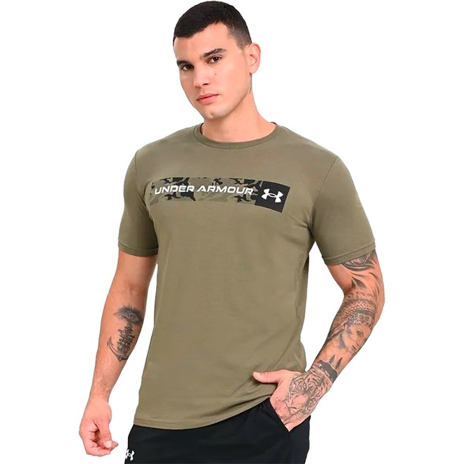 Camiseta Under Armour Camo Chest Stripe Masculina - Foto 1