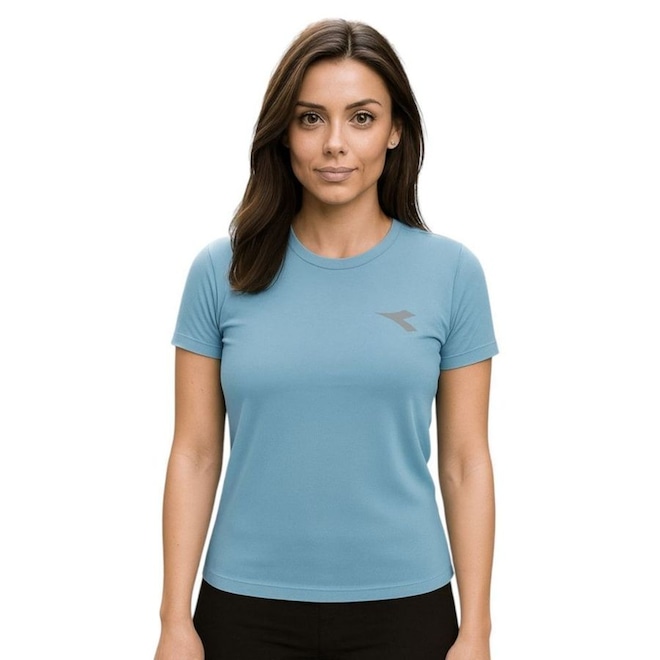Camiseta Diadora Small Logo Feminina - Foto 1