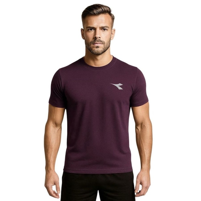 Camiseta Diadora Small Logo Masculina - Foto 1