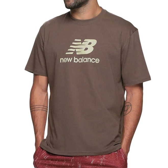 Camiseta New Balance Essentials Masculina - Foto 1