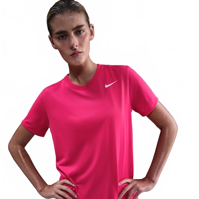 Camiseta Nike Dri-FIT Feminina - Foto 1