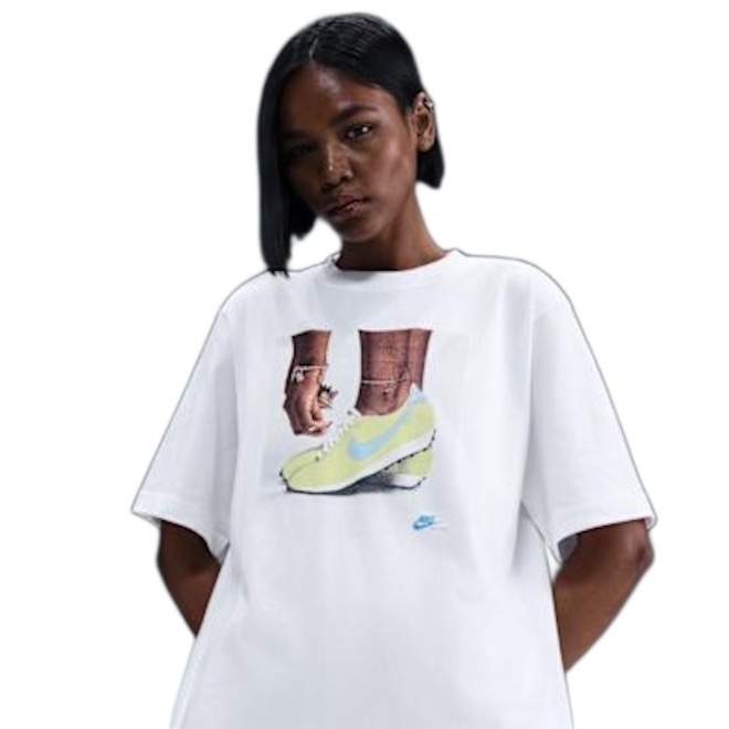 Camiseta Nike Sportswear LD-1000 Feminina - Foto 1