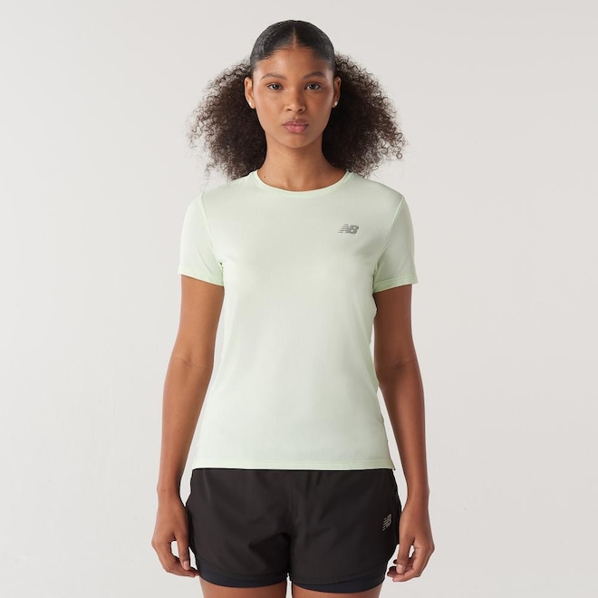 Camiseta New Balance Sport Essentials Feminina - Foto 1