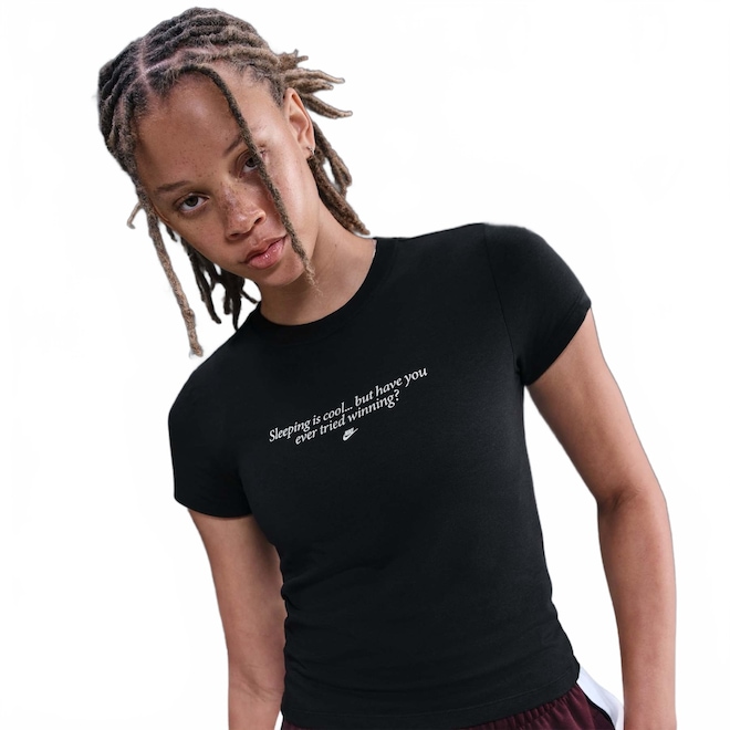 Camiseta Nike Sportswear Chill Feminina - Foto 1