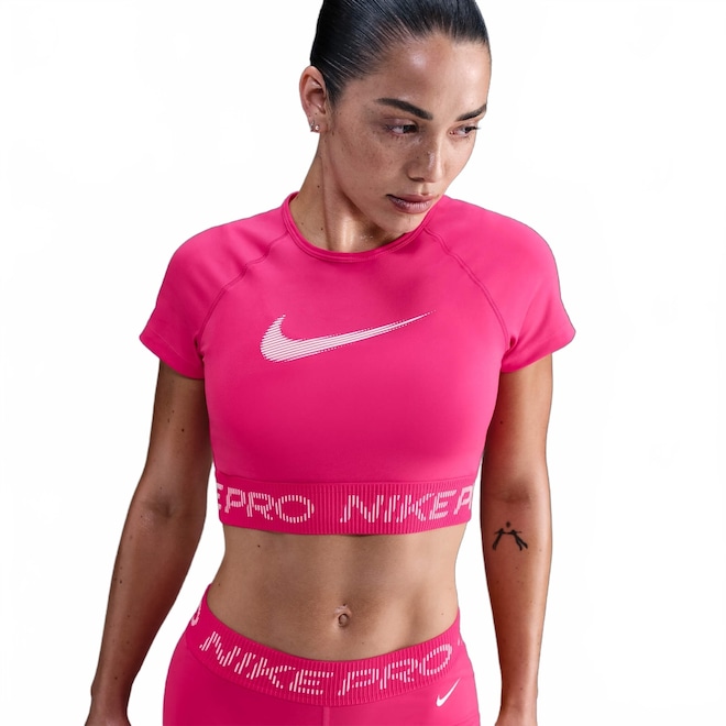 Camiseta Dri-FIT Nike Pro Feminina - Foto 1