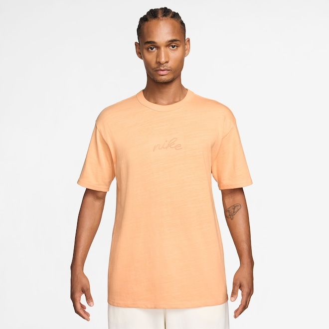 Camiseta Nike Sportswear Essential Masculina - Foto 1