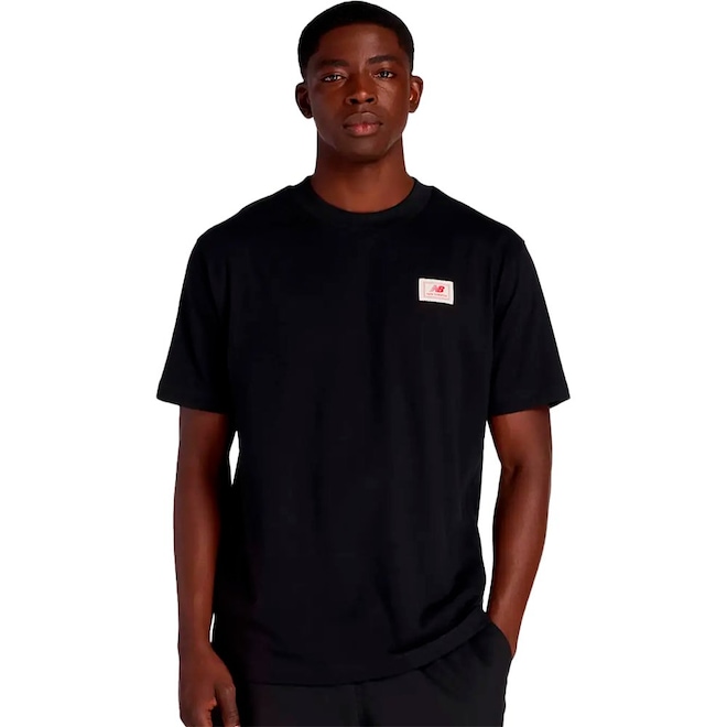 Camiseta New Balance Woven Label Masculina - Foto 1