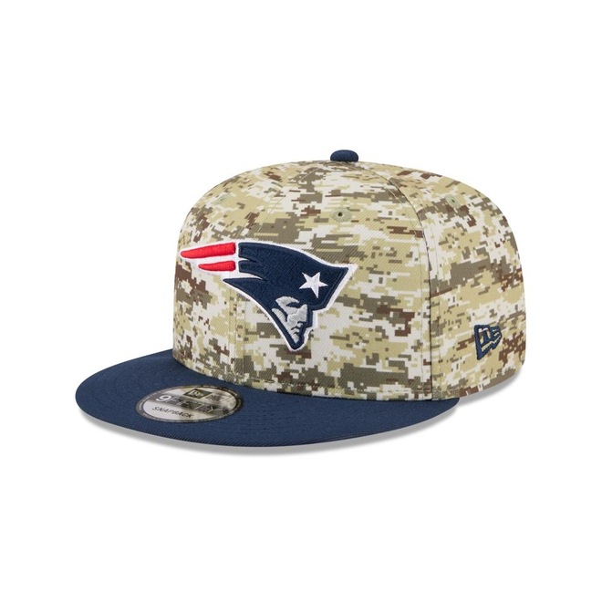 Boné New Era 9FIFTY New England Patriots NFL Salute Service 2025 Masculino - Foto 1