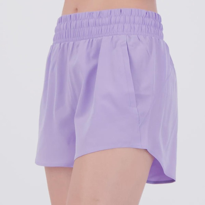 Shorts Under Armour Flex Woven 3 Feminino lilás - Foto 1