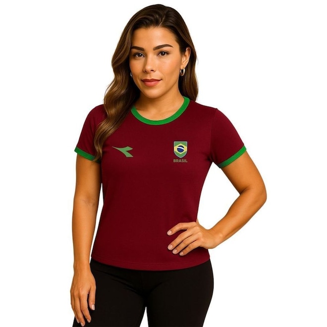Camiseta Diadora Brasil Small Logo Feminina - Foto 1