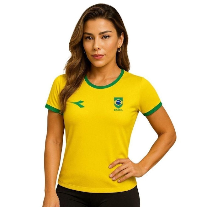 Camiseta Diadora Brasil Small Logo Feminina - Foto 1