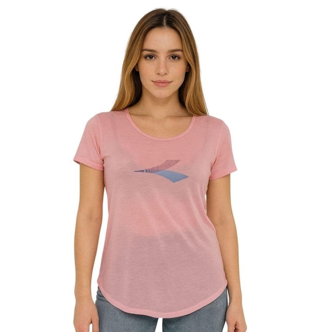 Camiseta Diadora Big Logo Movimento Feminina - Foto 1