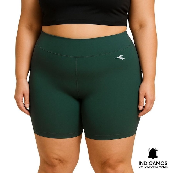 Bermuda de Compressão Diadora Small Logo Plus Size Feminina - Foto 1
