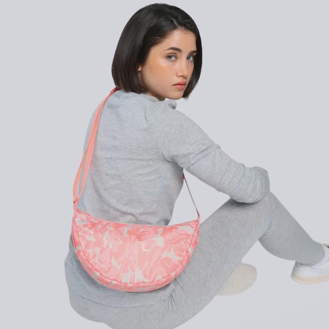 Bolsa Puma Pop Half Moon Feminina - Foto 1