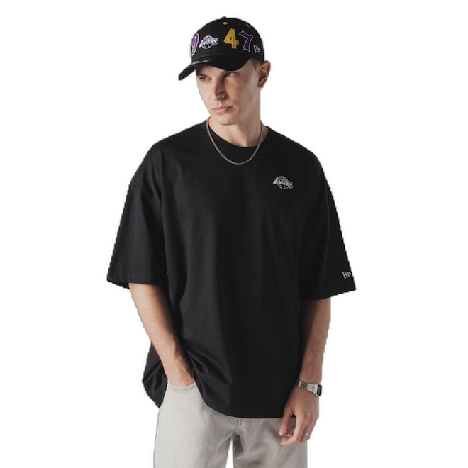 Camiseta New Era Oversize Los Angeles Lakers NBA Masculina - Foto 1