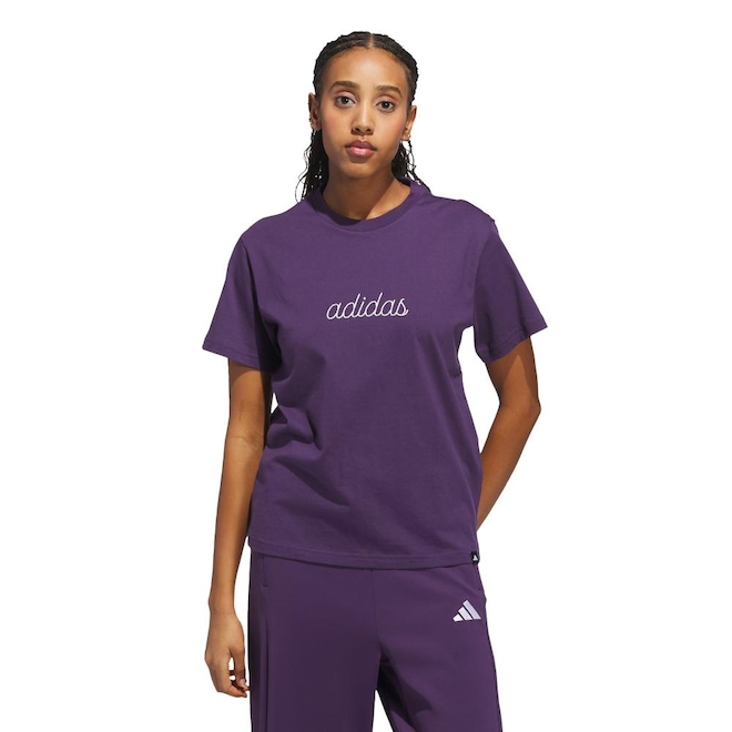 Camiseta adidas Cozy Holiday Feminina - Foto 1