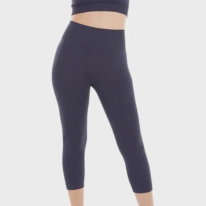 Calça Capri Delrio Sport Sem Costura Feminina - Foto 1