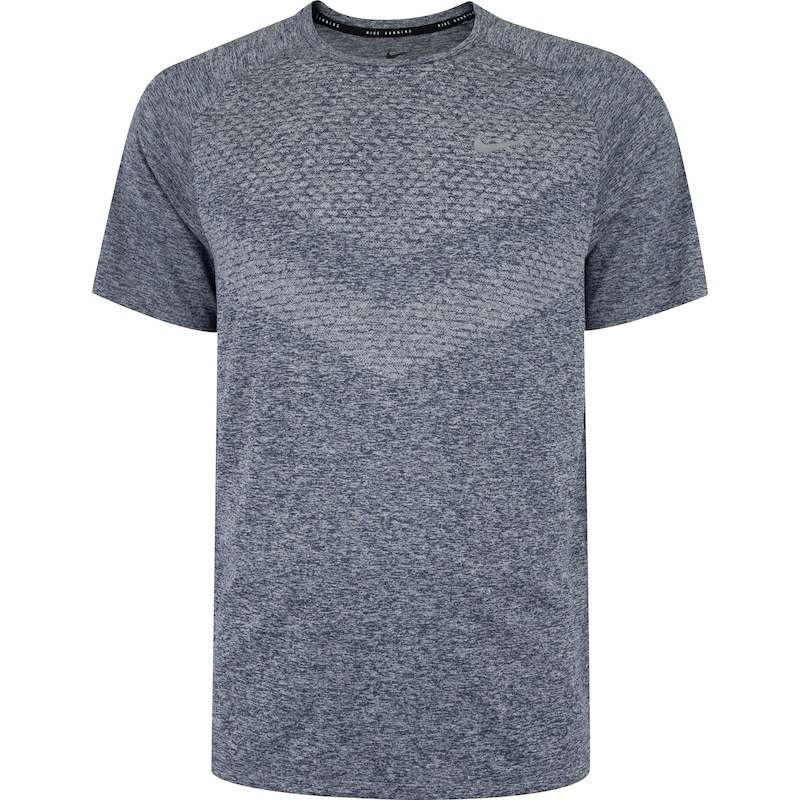 Camiseta Masculina Nike Manga Curta Dri-fit ADV Stride Menor preço em Camiseta Masculina Nike Manga Curta Dri-fit ADV Stride