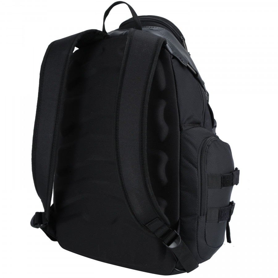 Mochila Oakley Bathroom Sink 23 Litros Centauro Mochila Oakley Bathroom Sink 23 Litros Centauro