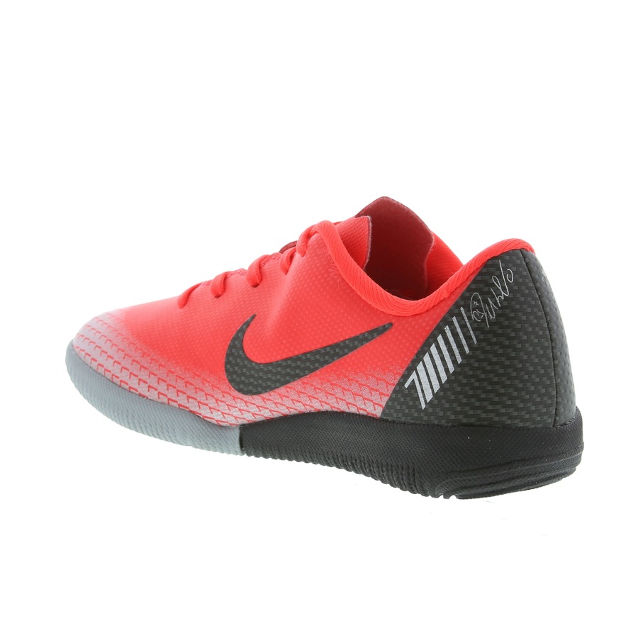 chuteira cr7 futsal infantil