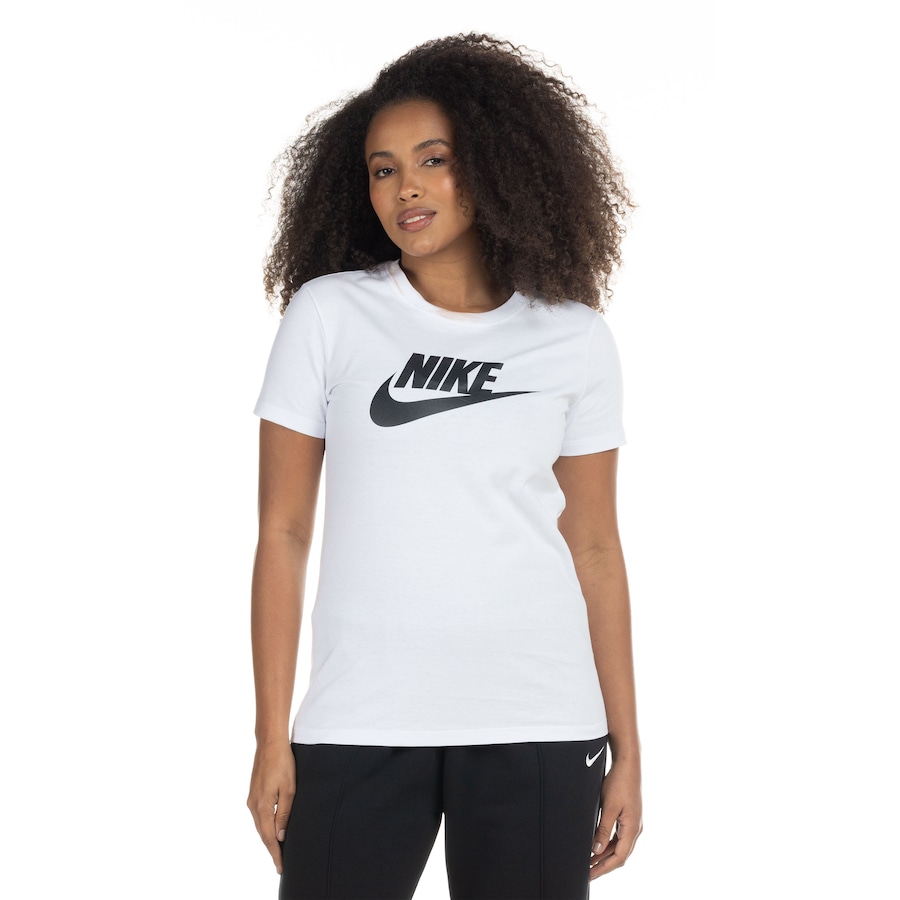 Camiseta Nike Sportswear Essential Icon Futura - Feminina
