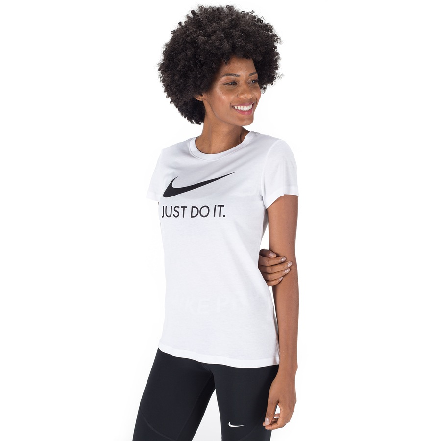 Camiseta Nike Sportswear Tee JDI Slim - Feminina