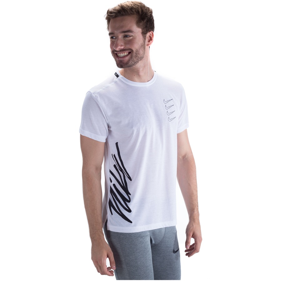 camiseta swoosh