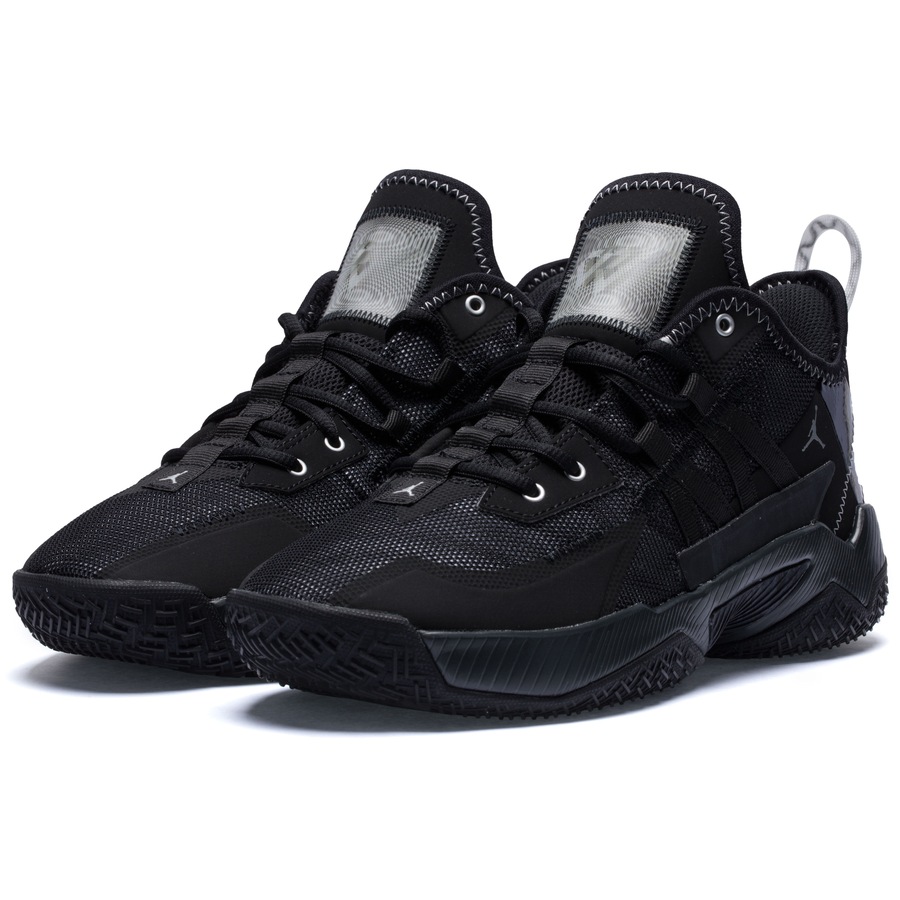 tenis adidas jordan