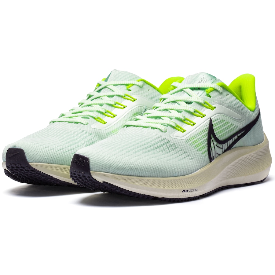 green nike pegasus