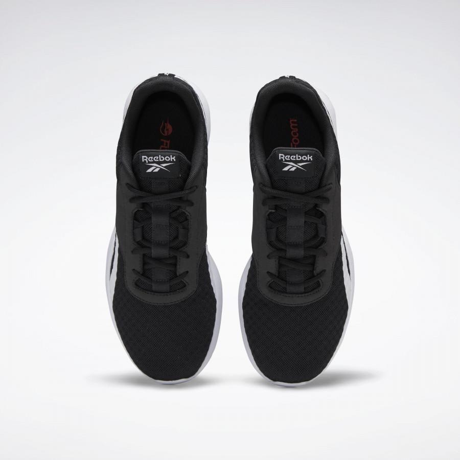 reebok reago essential