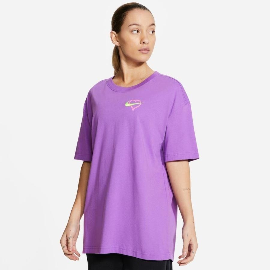 Camiseta Nike Sportswear Boyfriend Feminina Centauro