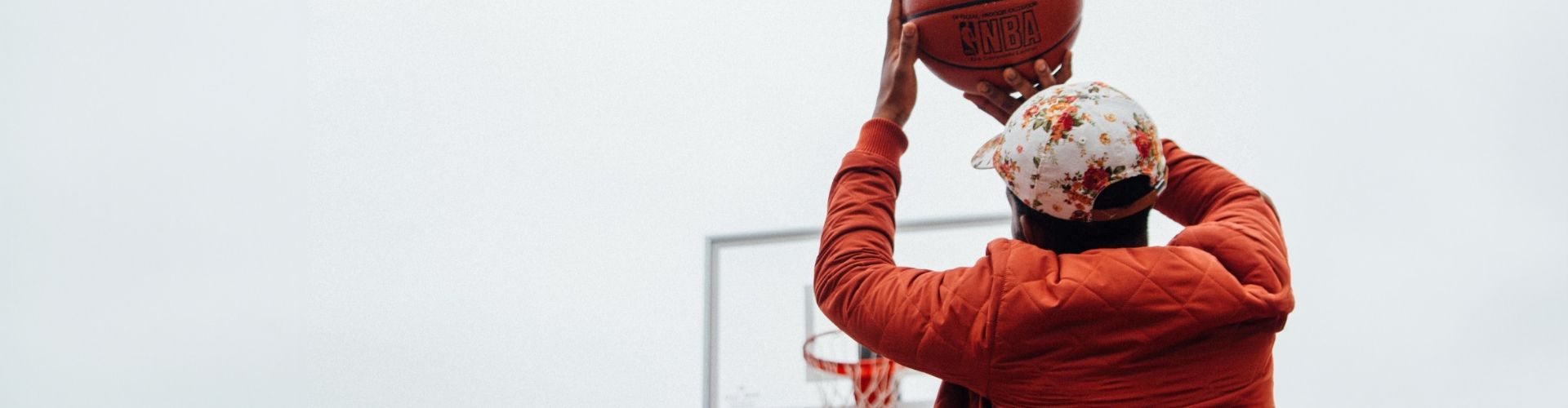 Os gigantes da NBA: Quais times possuem mais troféus na história?