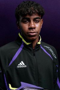 Arte com foto do Lamine Yamal